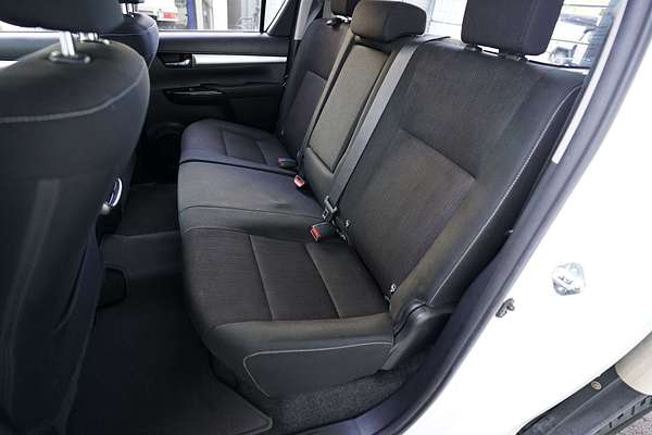 2018 Toyota Hilux SR5 GUN126R