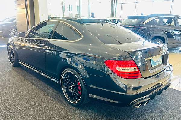2012 Mercedes-Benz C-Class C63 AMG Performance Package C204