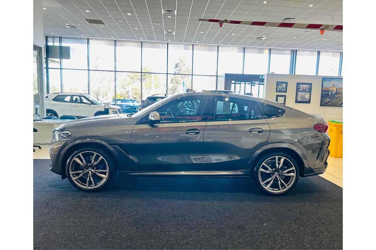 2020 BMW X6 M50i G06