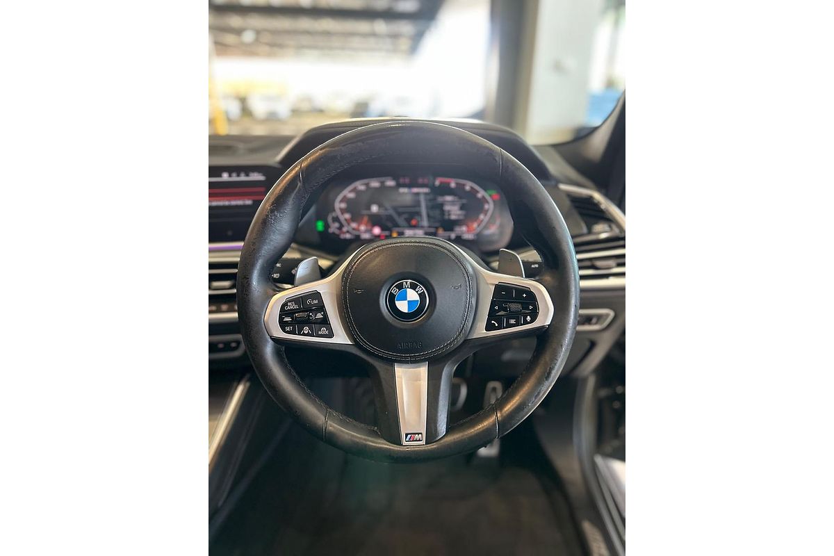 2020 BMW X6 M50i G06