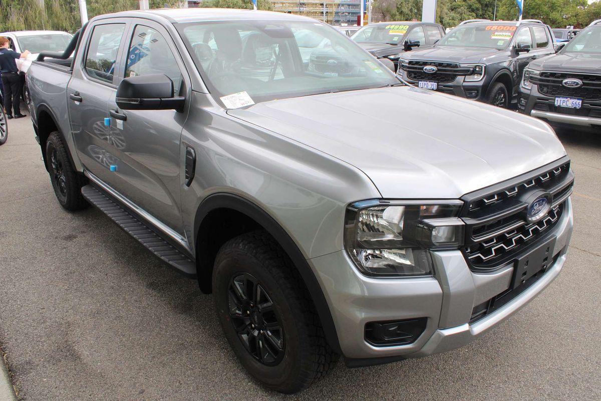 2025 Ford Ranger Black Edition 4X4 2.0L