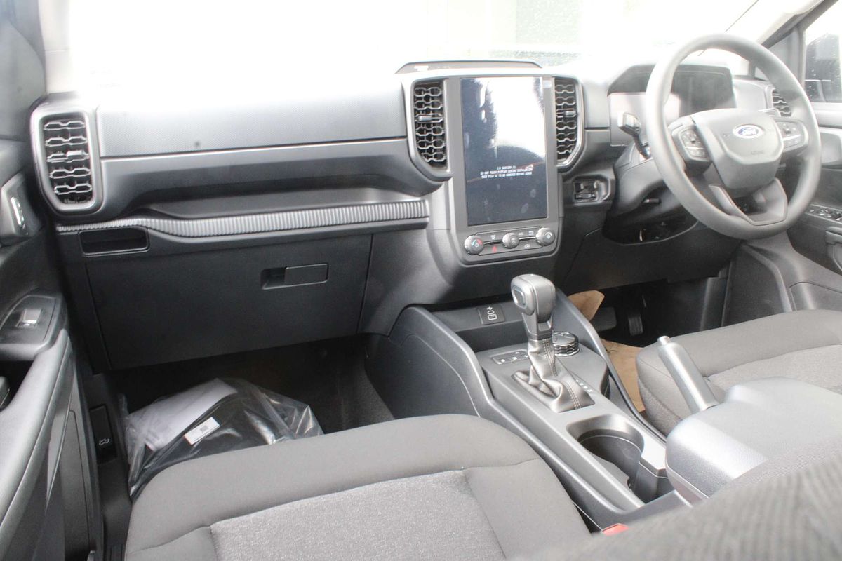 2025 Ford Ranger Black Edition 4X4 2.0L