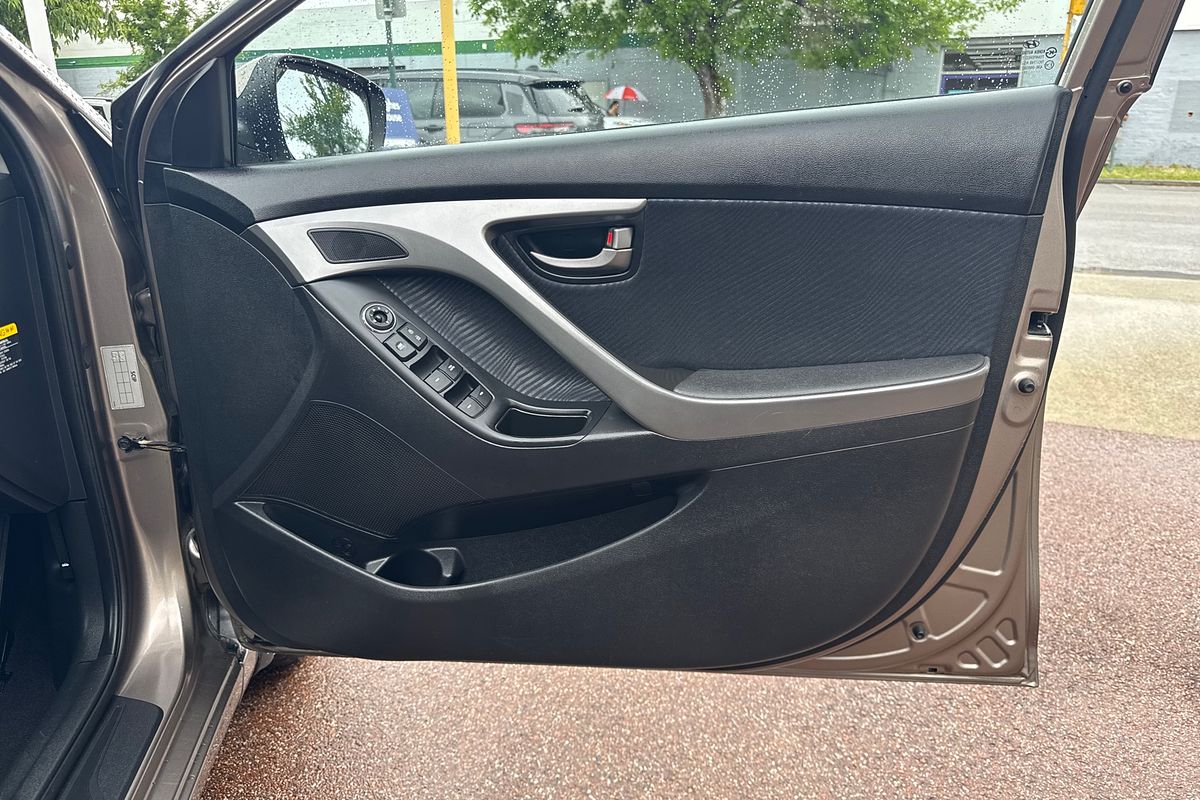 2011 Hyundai Elantra Active MD