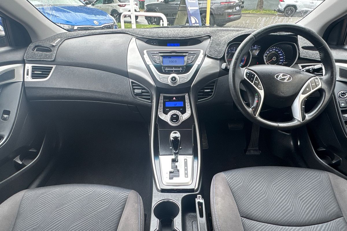 2011 Hyundai Elantra Active MD