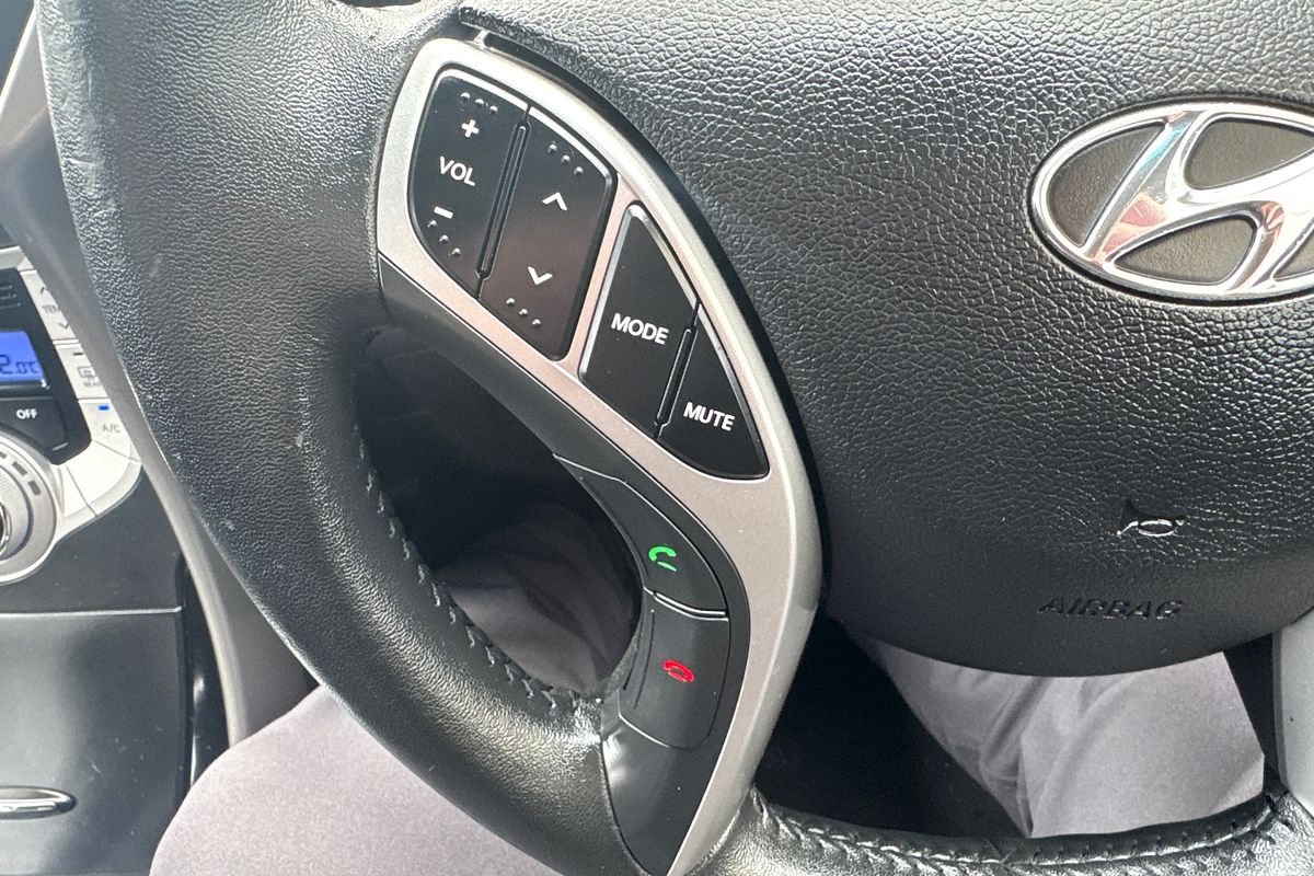 2011 Hyundai Elantra Active MD