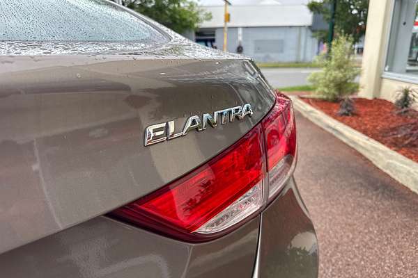 2011 Hyundai Elantra Active MD
