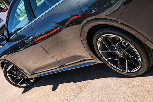 2025 Kia K4 GT-Line CL4m