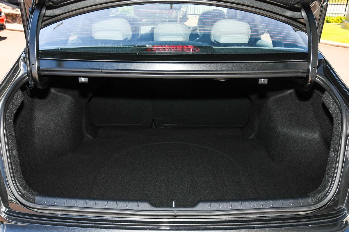 2025 Kia K4 GT-Line CL4m