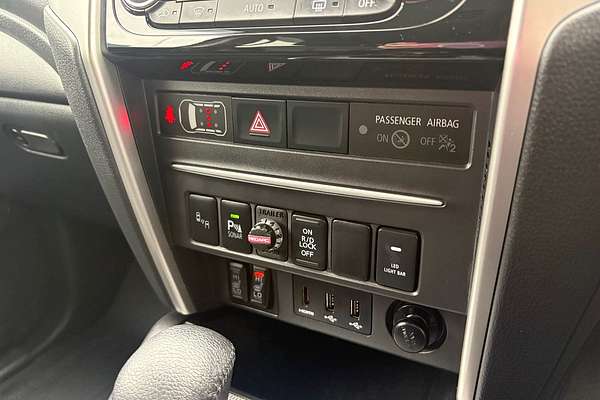 2023 Mitsubishi Triton Xtreme MR 4X4