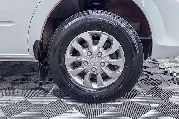 2022 LDV V80 SWB Low Roof