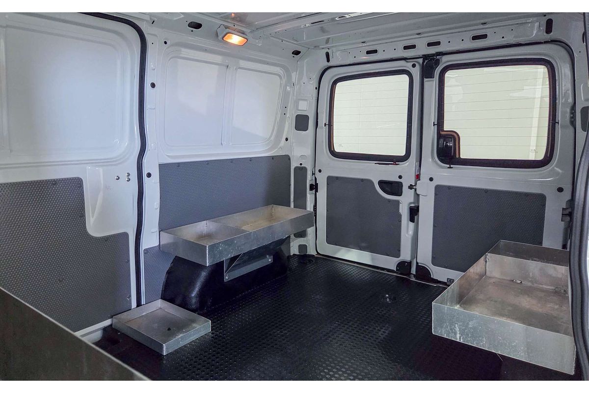 2022 LDV V80 SWB Low Roof