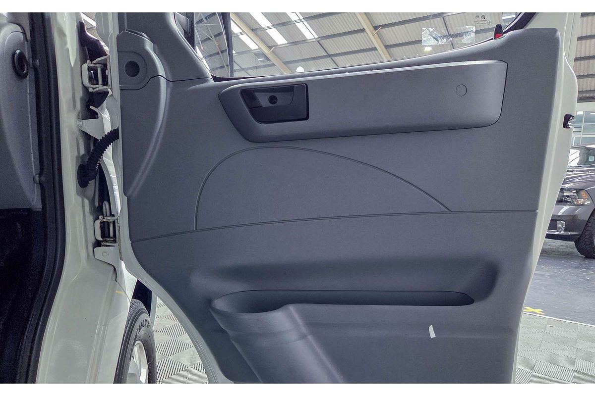 2022 LDV V80 SWB Low Roof