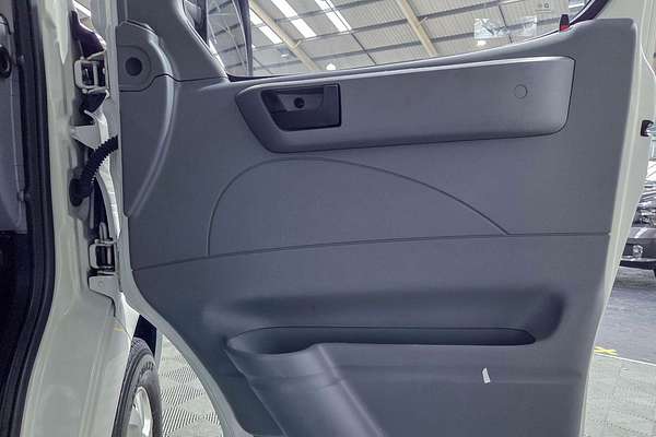 2022 LDV V80 SWB Low Roof