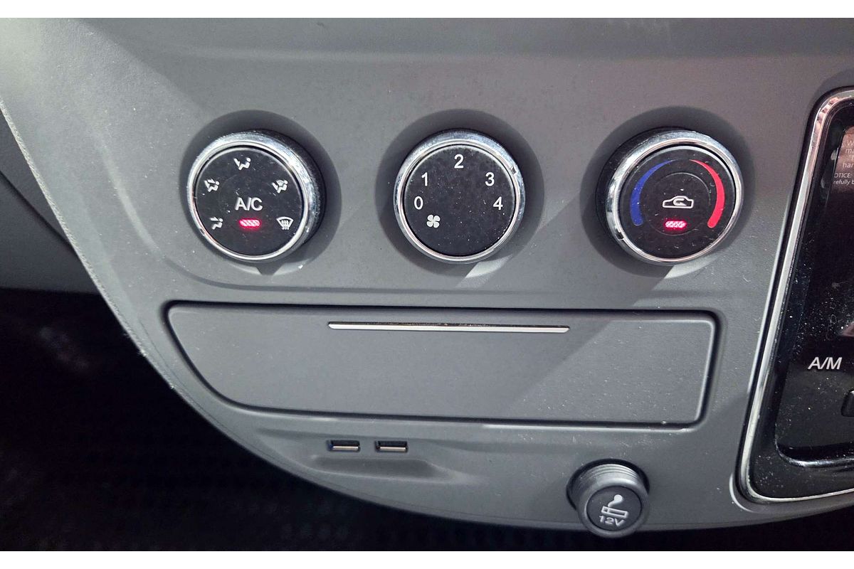 2022 LDV V80 SWB Low Roof