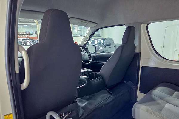 2013 Toyota Hiace Commuter TRH223R ELWB High Roof