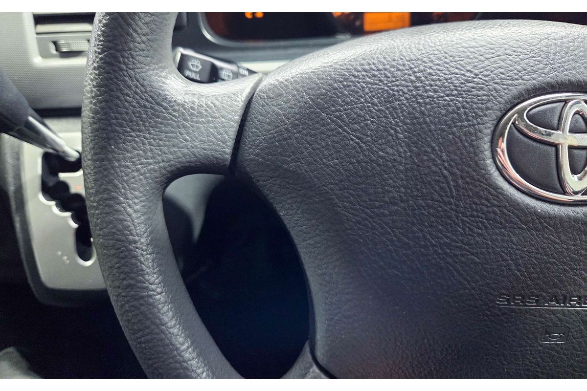 2013 Toyota Hiace Commuter TRH223R ELWB High Roof