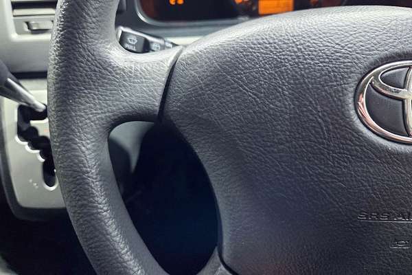 2013 Toyota Hiace Commuter TRH223R ELWB High Roof