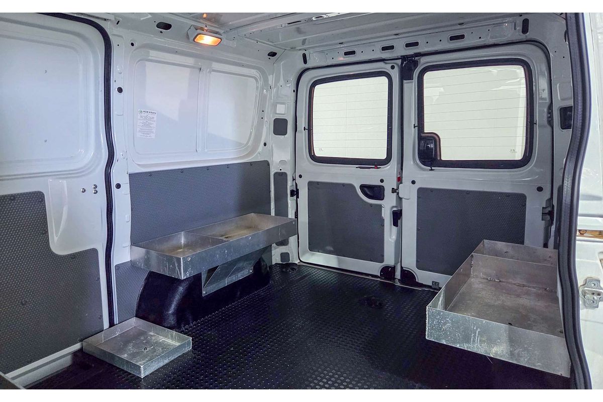 2022 LDV V80 SWB Low Roof