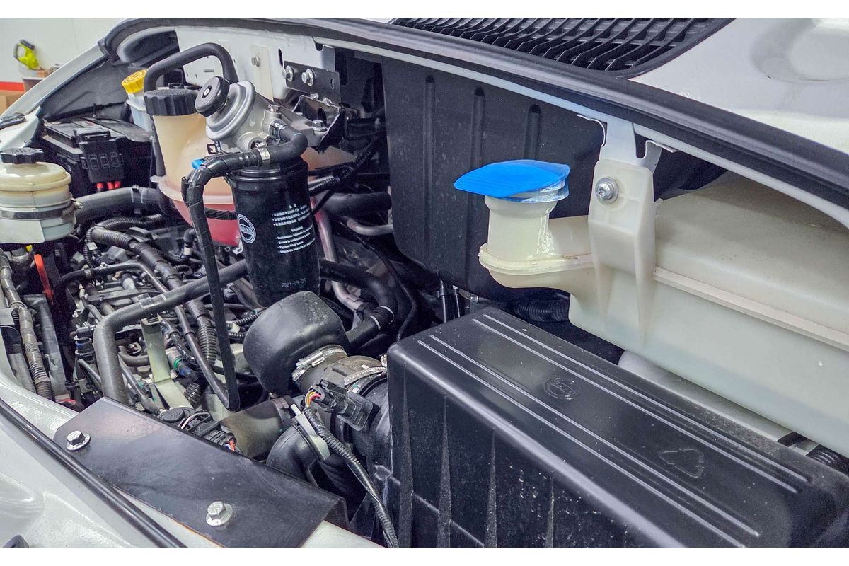 2022 LDV V80 SWB Low Roof