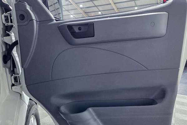 2022 LDV V80 SWB Low Roof