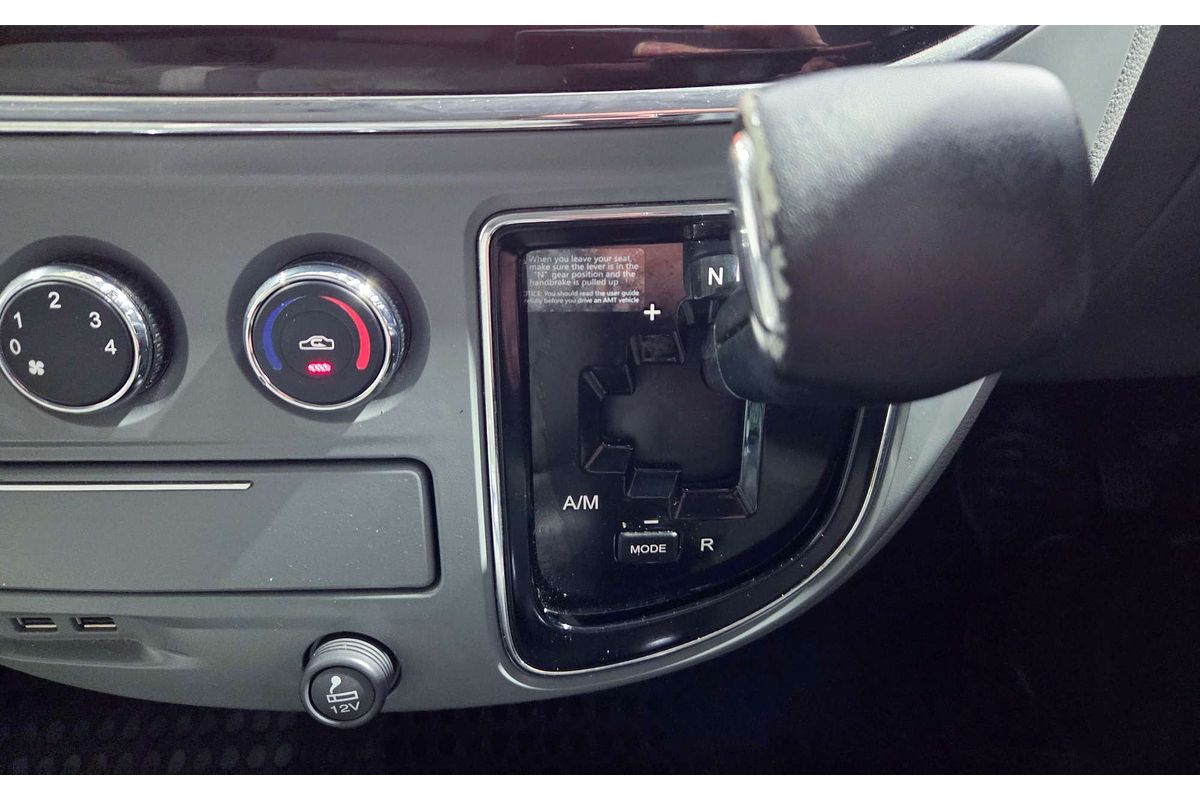 2022 LDV V80 SWB Low Roof