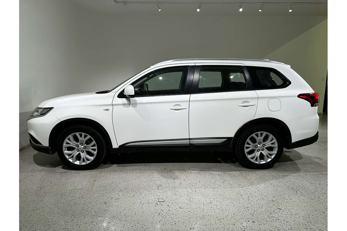 2020 Mitsubishi Outlander ES ZL