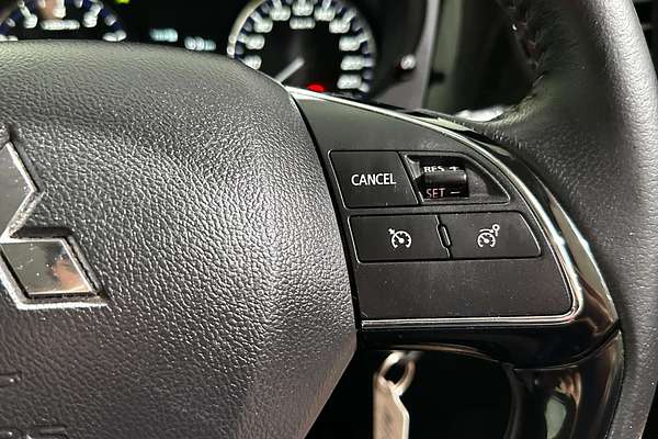 2020 Mitsubishi Outlander ES ZL