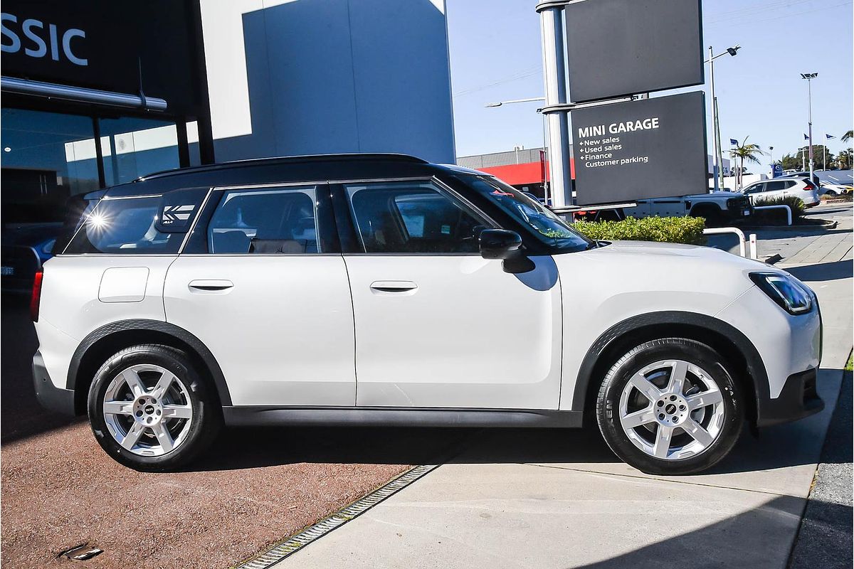 2025 MINI Countryman S Classic U25