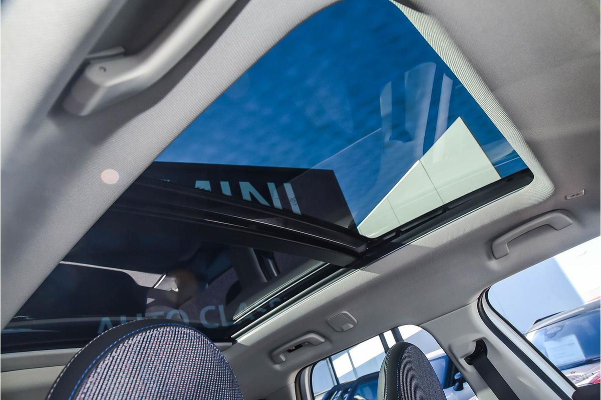 2025 MINI Countryman S Classic U25