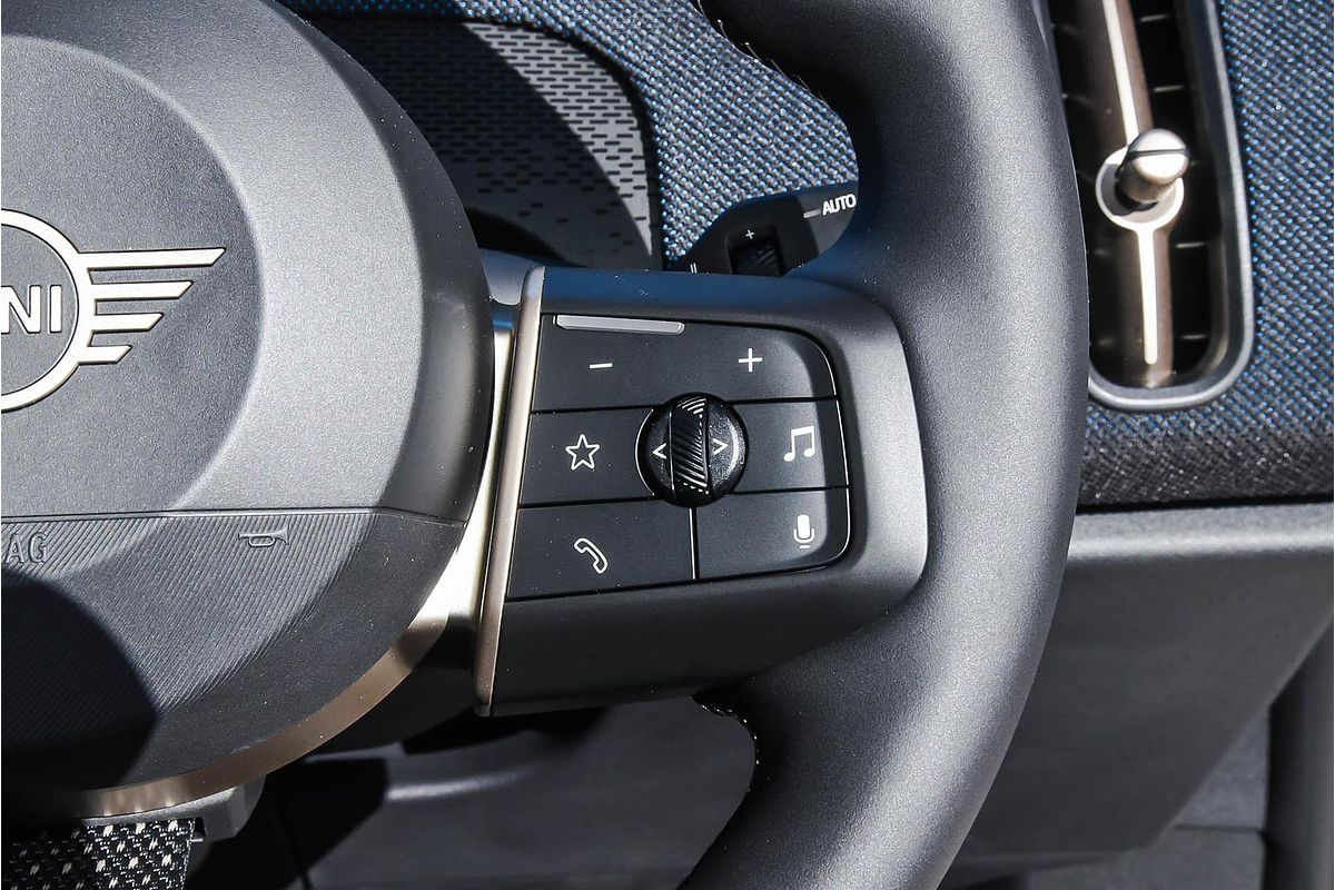 2025 MINI Countryman S Classic U25