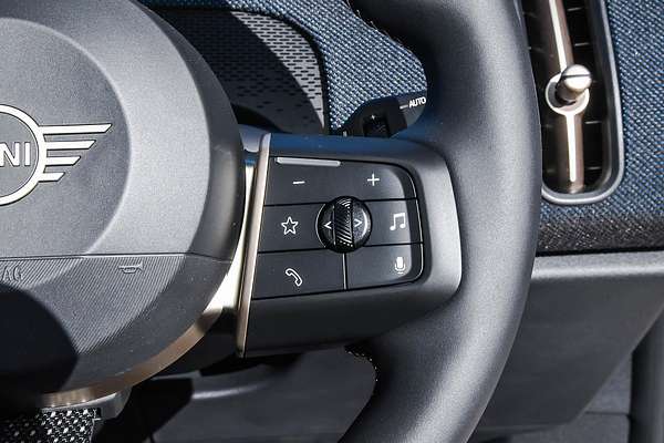 2025 MINI Countryman S Classic U25