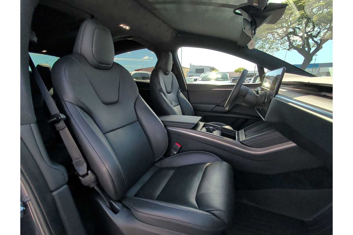 2023 Tesla Model X Plaid