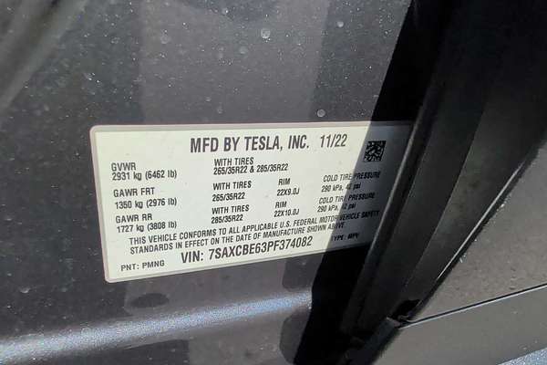 2023 Tesla Model X Plaid