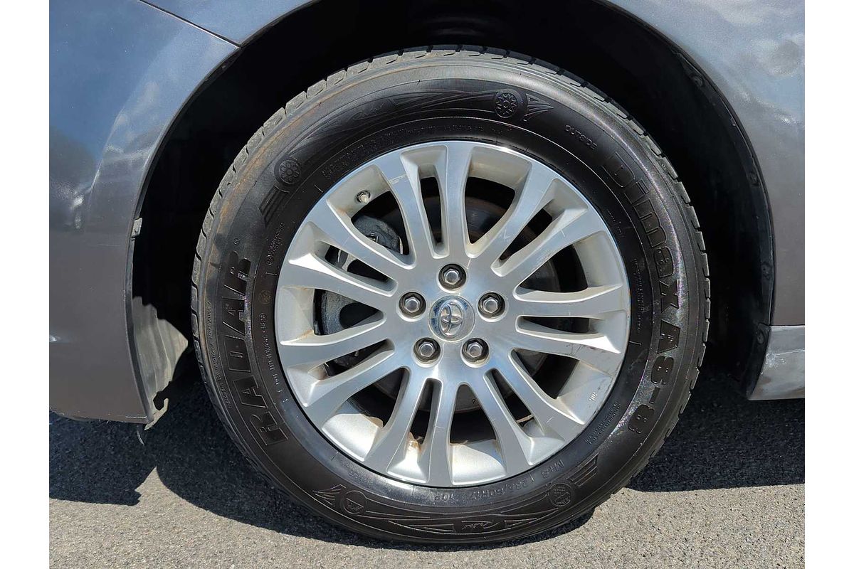 2017 Toyota SIENNA XLE