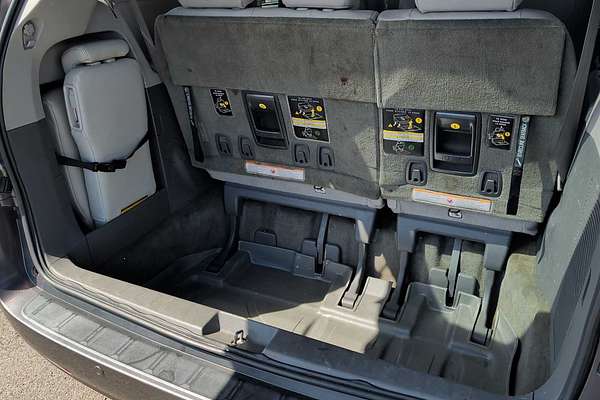 2017 Toyota SIENNA XLE