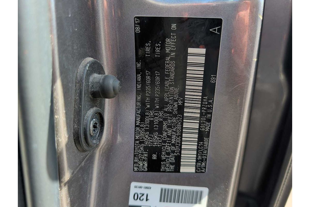 2017 Toyota SIENNA XLE