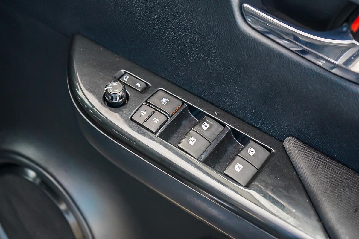 2018 Toyota Hilux SR5 GUN126R 4X4