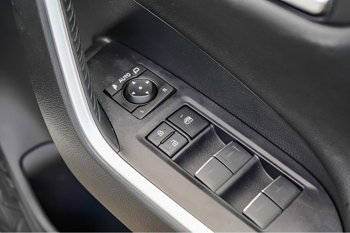 2023 Toyota RAV4 Cruiser AXAH54R