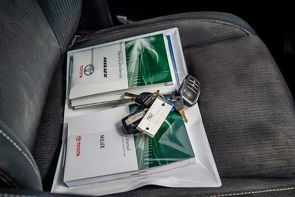 2018 Toyota Hilux SR5 GUN126R 4X4