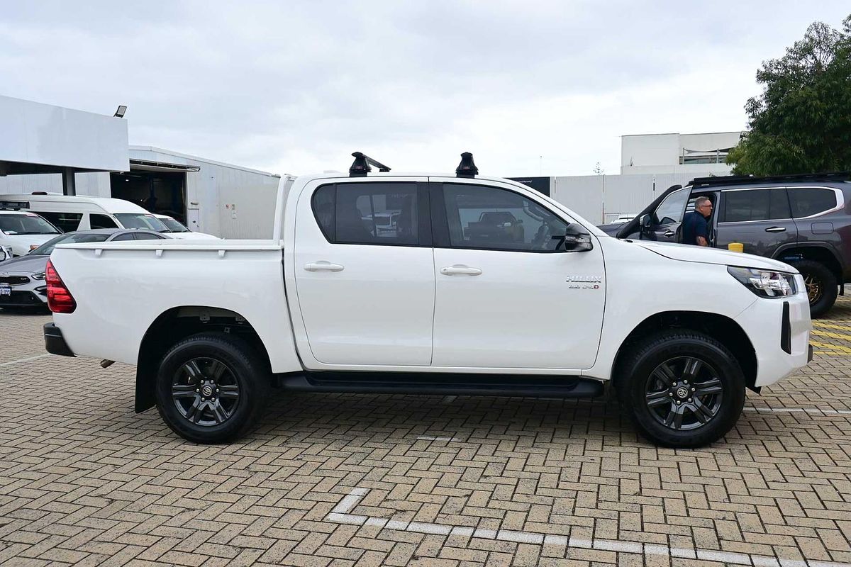 2024 Toyota Hilux SR GUN126R 4X4