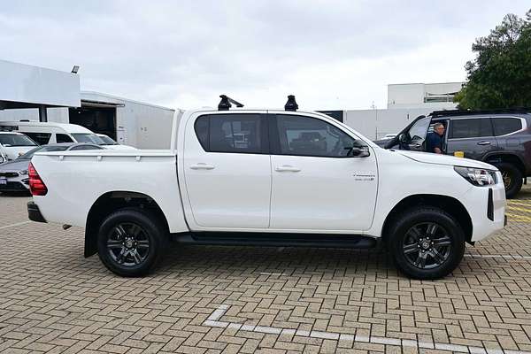 2024 Toyota Hilux SR GUN126R 4X4
