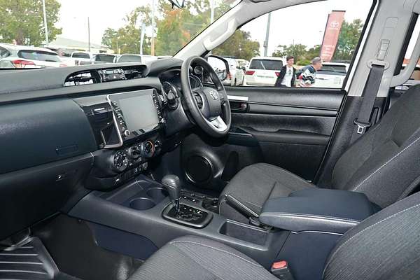 2024 Toyota Hilux SR GUN126R 4X4