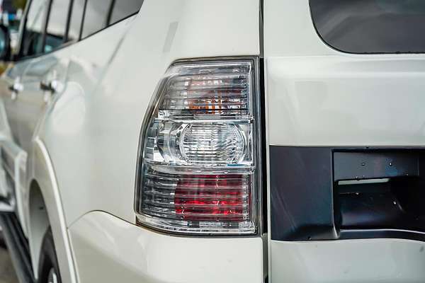 2017 Mitsubishi Pajero GLX NX