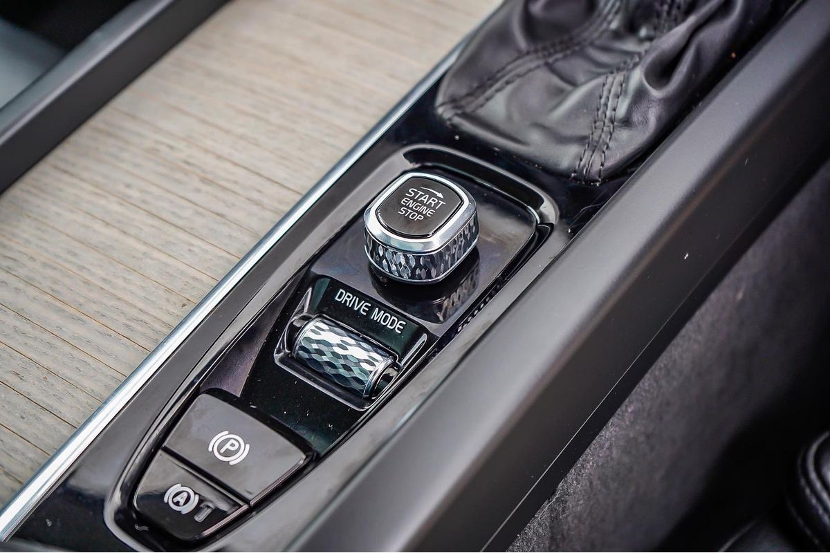 2020 Volvo XC60 D4 Inscription