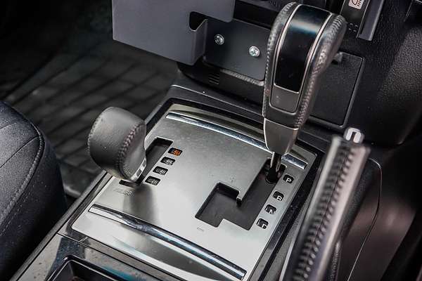 2017 Mitsubishi Pajero GLX NX