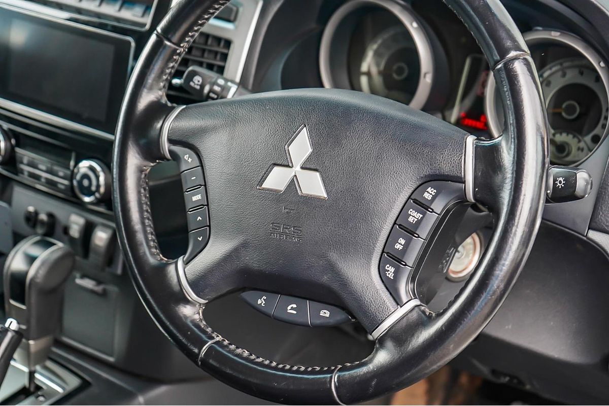 2017 Mitsubishi Pajero GLX NX