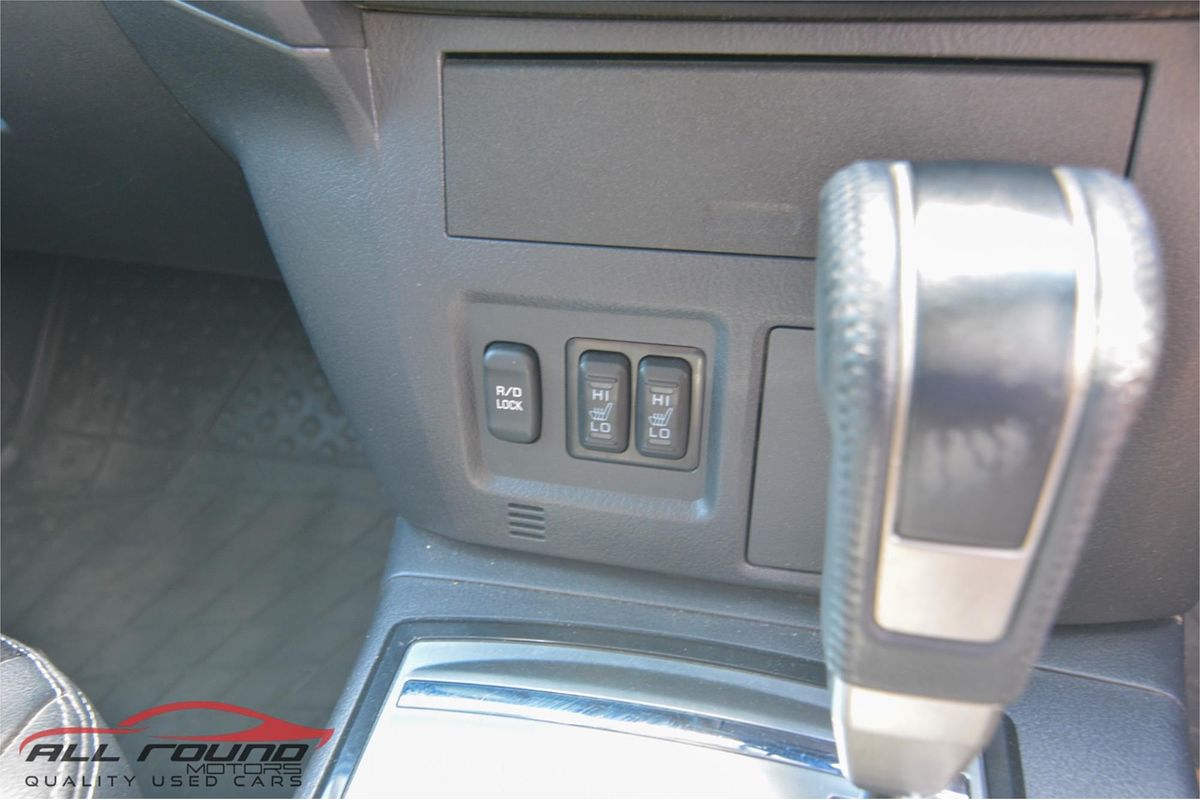 2016 Mitsubishi Pajero GLS NX