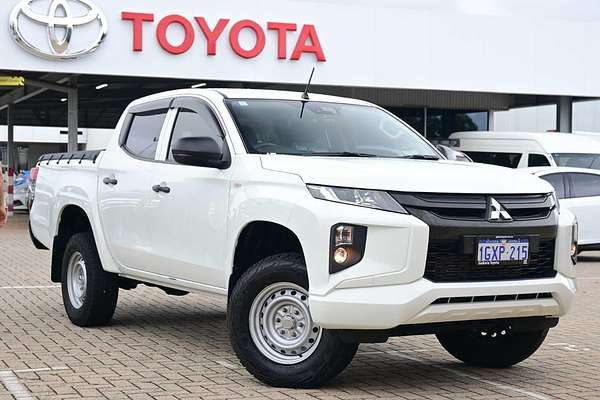 2019 Mitsubishi Triton GLX ADAS MR 4X4