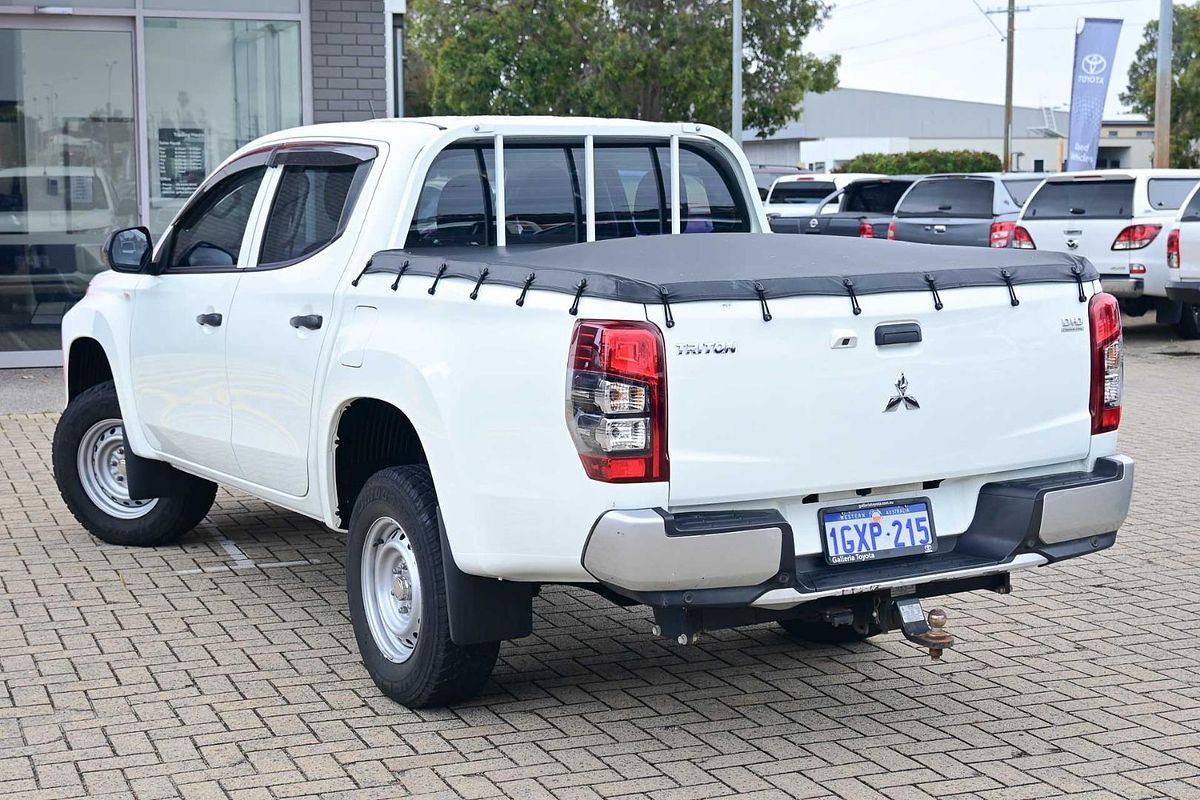 2019 Mitsubishi Triton GLX ADAS MR 4X4