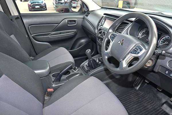 2019 Mitsubishi Triton GLX ADAS MR 4X4